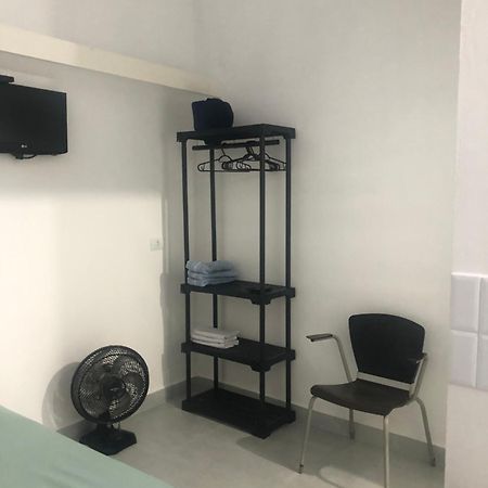 Suites Praia Martin De Sa Caraguatatuba Esterno foto
